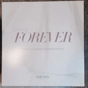 David’s Bridal Love Me Forever Gown Cleaning and Preservation Kit